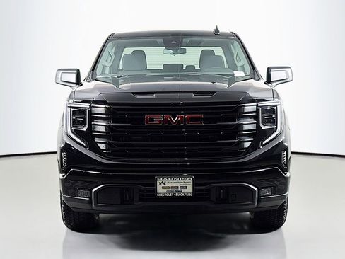 New 2026 GMC Sierra 1500 Elevation image 2