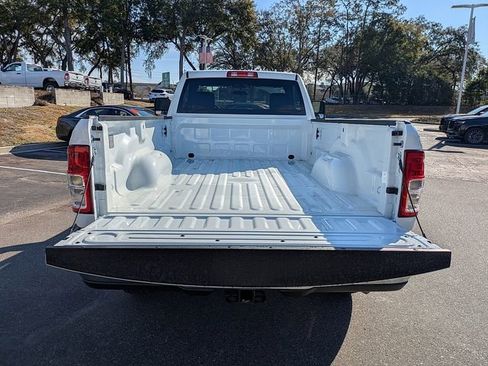 Used 2024 RAM 2500 Tradesman w/ Chrome Appearance Group AWD/4WD image 12