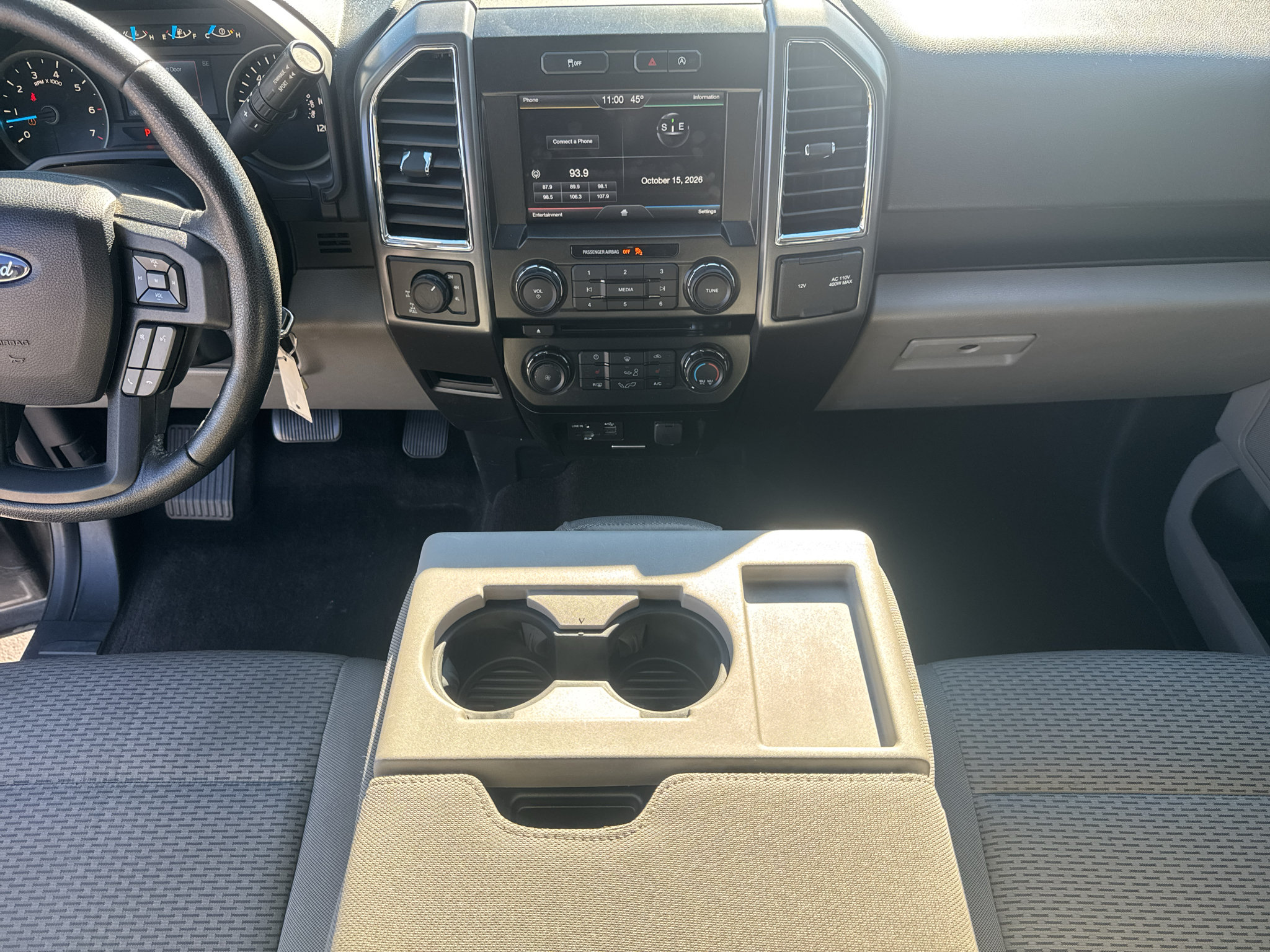 Used 2015 Ford F150 XLT w/ Equipment Group 302A Luxury AWD/4WD image 10