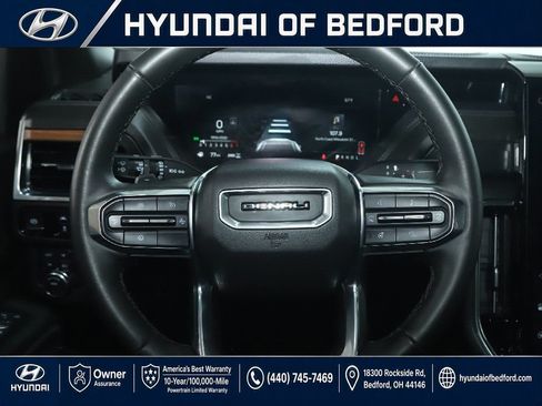Used 2025 GMC Yukon Denali AWD/4WD image 29