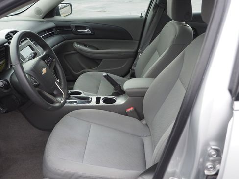 Used 2016 Chevrolet Malibu LS image 12