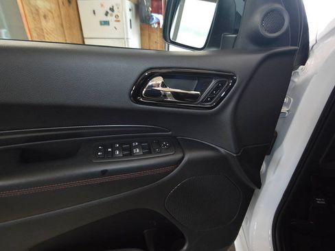 Used 2025 Dodge Durango GT AWD/4WD image 38