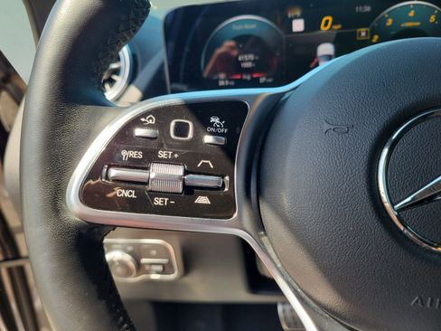 Certified 2022 Mercedes-Benz GLA 250 image 23