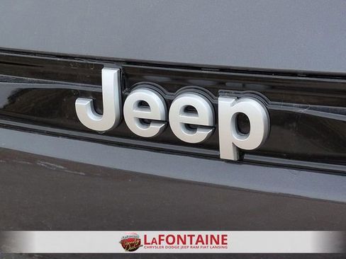 New 2026 Jeep Grand Cherokee Limited image 9