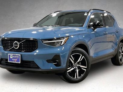 Certified 2023 Volvo XC40 B5 Plus w/ Climate Package