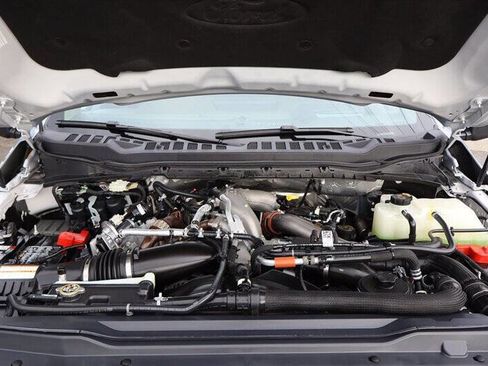 Used 2025 Ford F450 Platinum w/ Platinum Plus Package image 9