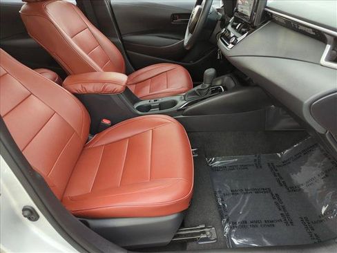 Used 2025 Toyota Corolla LE FWD image 20