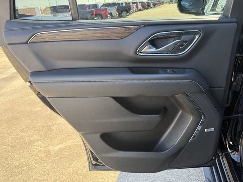 Used 2023 Chevrolet Tahoe Premier image 28