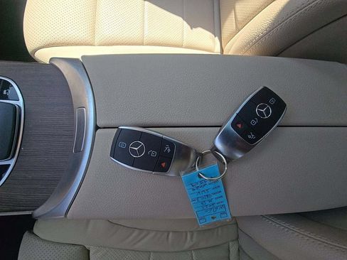 Used 2021 Mercedes-Benz GLC 300 4MATIC image 14