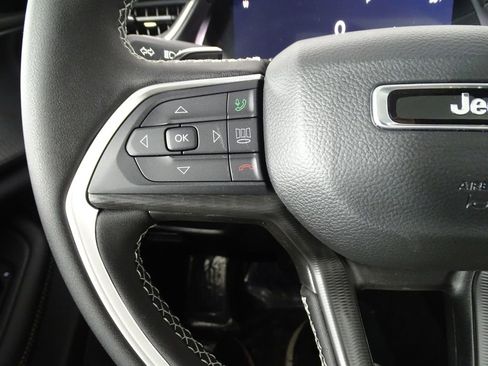 New 2025 Jeep Grand Cherokee Laredo X image 25