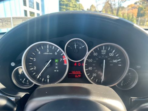 Used 2015 MAZDA MX-5 Miata Sport image 8