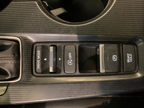 Used 2025 Honda Civic Sport image 30