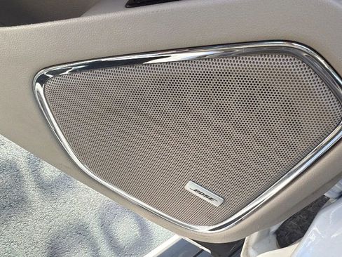 Used 2019 GMC Yukon XL Denali image 43