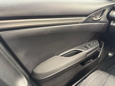 Used 2019 Honda Civic Sport image 31
