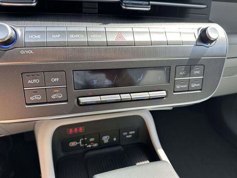 New 2026 Hyundai Kona SEL Premium AWD/4WD image 23