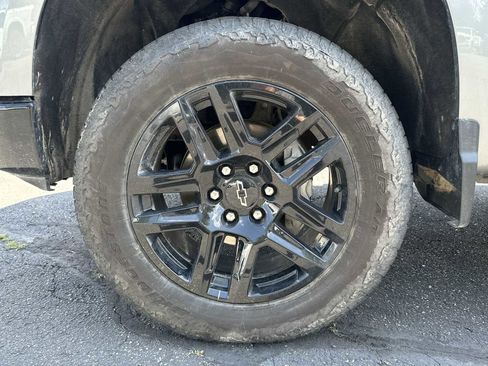 Used 2024 Chevrolet Silverado 1500 LT Trail Boss w/ Protection Package image 17