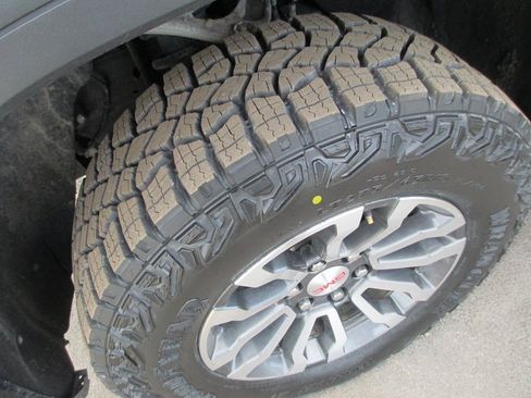 Certified 2023 GMC Sierra 1500 AT4 w/ AT4 Premium Package image 12