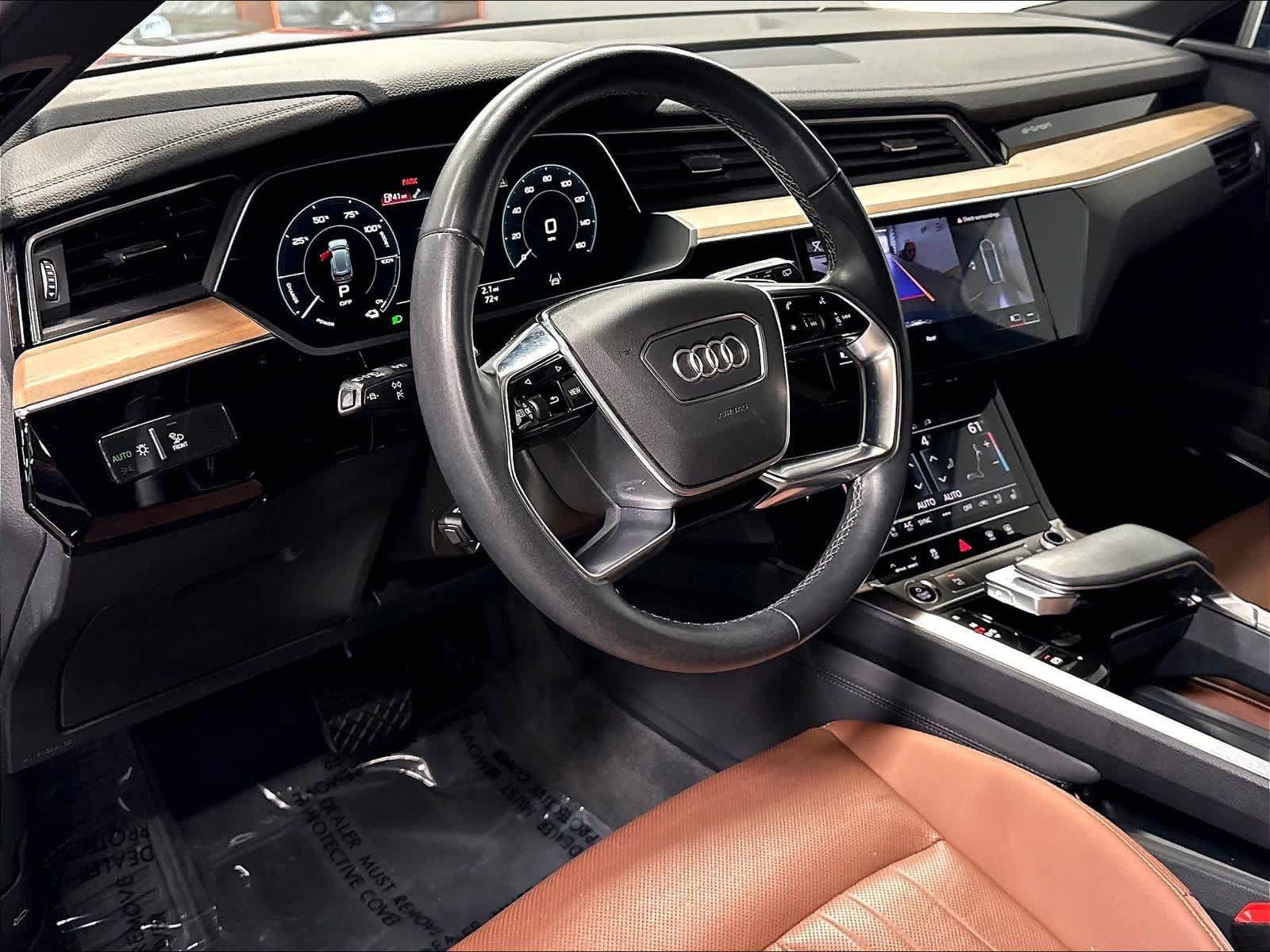 Used 2024 Audi Q8 e-tron Premium Plus w/ Premium Plus Package AWD/4WD image 15