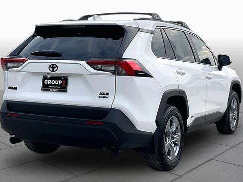 Used 2025 Toyota RAV4 XLE w/ Convenience Package AWD/4WD image 12