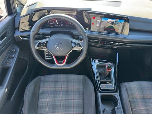 Used 2023 Volkswagen GTI SE w/ Golf Protection Package image 11