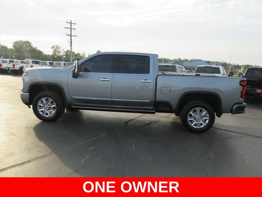Certified 2024 Chevrolet Silverado 2500 High Country w/ High Country Premium Package AWD/4WD image 10