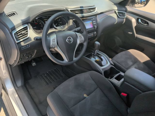Used 2016 Nissan Rogue S w/ Appearance Package AWD/4WD image 10