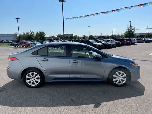 Used 2024 Toyota Corolla LE FWD image 6