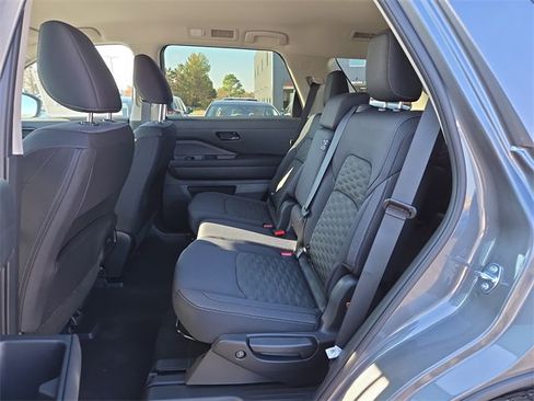 New 2025 Nissan Pathfinder SV w/ Black Appearance Package image 17