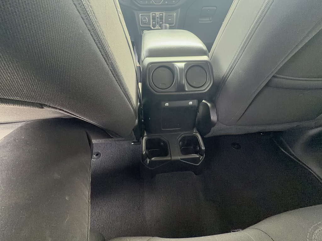Used 2022 Jeep Wrangler Unlimited Sport AWD/4WD image 21