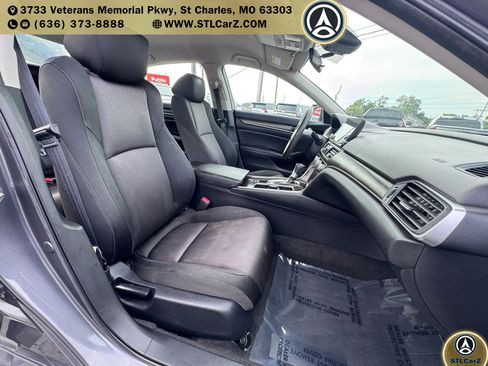 Used 2019 Honda Accord LX image 14