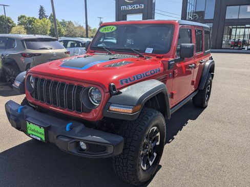 Used 2024 Jeep Wrangler Unlimited Rubicon 4xe AWD/4WD image 2