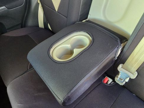 Used 2016 Honda CR-V LX image 28