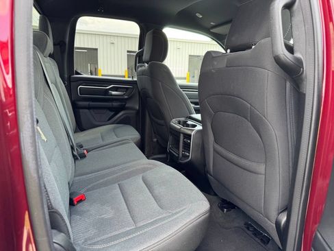 Used 2022 RAM 1500 Big Horn AWD/4WD image 14