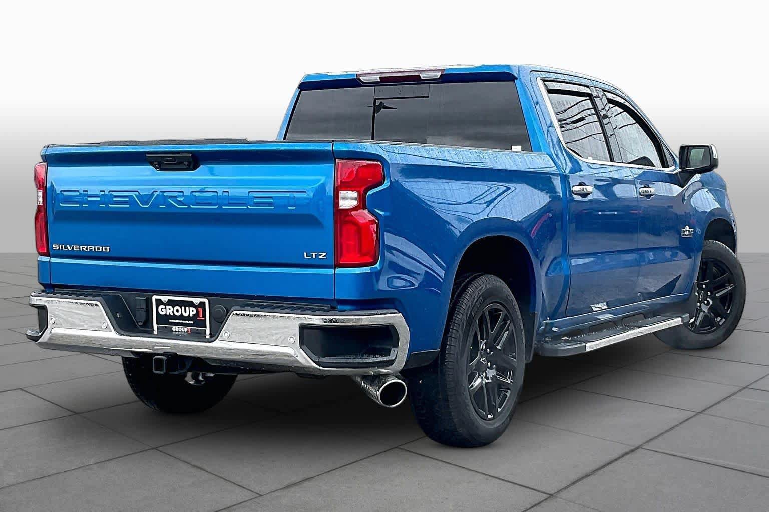 Used 2022 Chevrolet Silverado 1500 LTZ w/ LTZ Convenience Package II RWD image 13