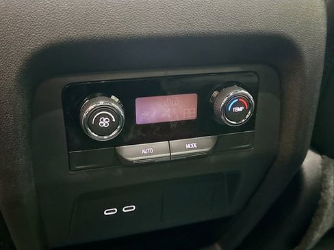 New 2026 Chevrolet Traverse LT w/ LPO, Floor Liner Package image 26