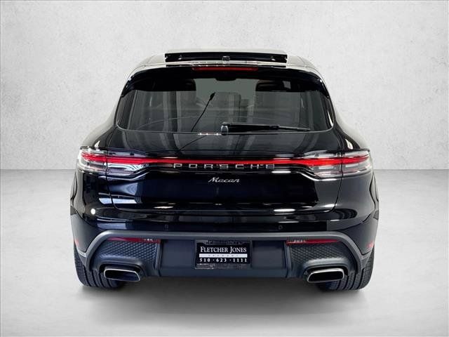 Used 2026 Porsche Macan AWD/4WD image 10