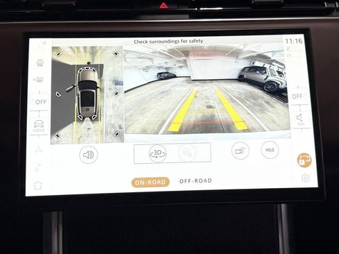 New 2025 Land Rover Range Rover SE image 22