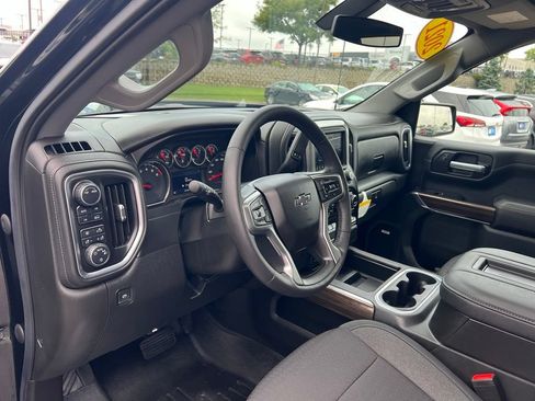 Used 2021 Chevrolet Silverado 1500 RST w/ Redline Edition AWD/4WD image 24