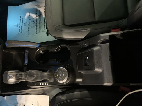 Used 2023 Ford Bronco Black Diamond w/ Sasquatch Package image 14