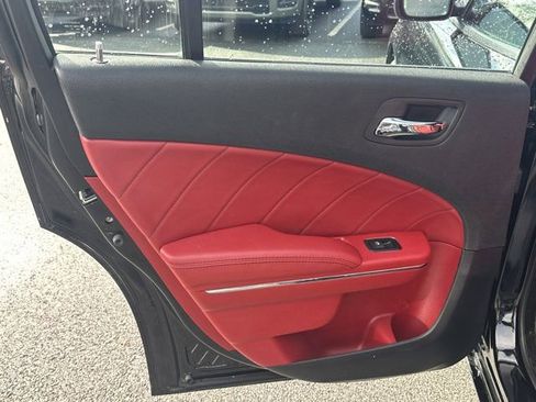 Used 2014 Dodge Charger R/T image 22