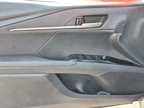 Used 2025 Toyota Camry LE image 11