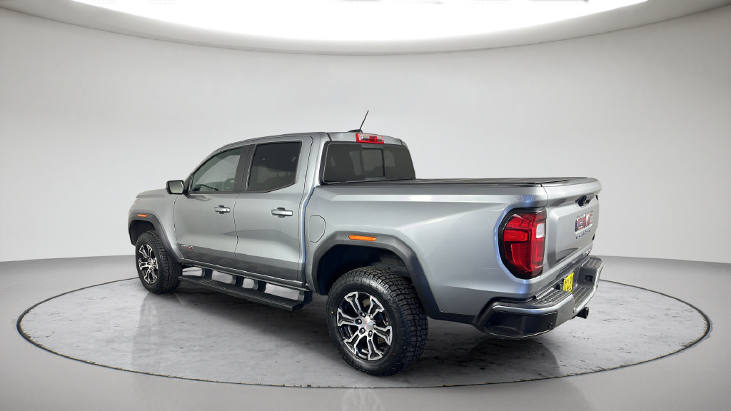 Used 2023 GMC Canyon AT4 w/ AT4 Premium Package AWD/4WD image 13