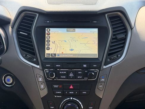 Used 2017 Hyundai Santa Fe Sport w/ 2.4L Tech Package 04 FWD image 21
