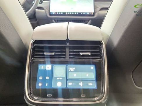 Used 2024 Rivian R1S Adventure AWD/4WD image 55