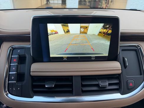 Used 2023 Chevrolet Suburban Premier AWD/4WD image 27