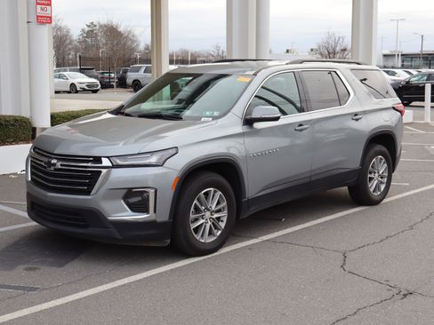 Certified 2023 Chevrolet Traverse LT w/ LPO, Floor Liner Package image 5