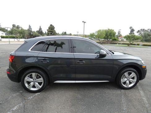 Used 2018 Audi Q5 2.0T Premium Plus w/ Premium Plus Package image 7