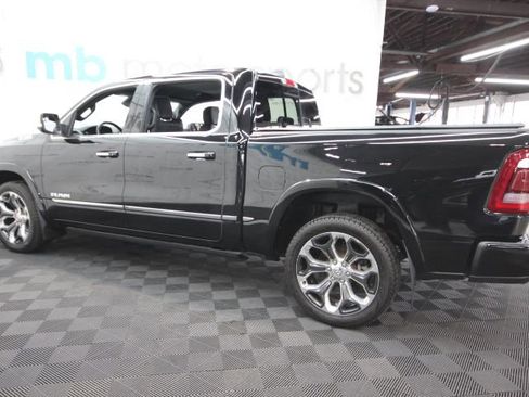 Used 2022 RAM 1500 Limited w/ Body-Colour Bumper Group AWD/4WD image 3