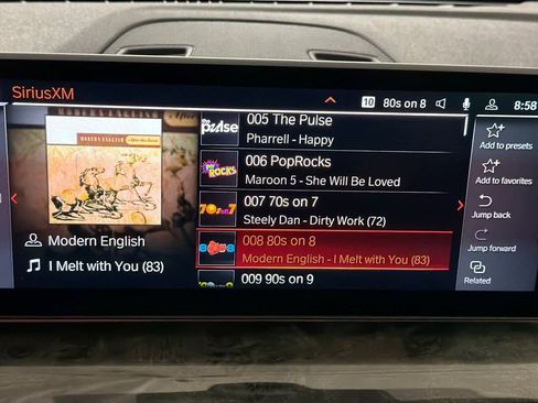 Used 2023 BMW 540i w/ Executive Package image 17