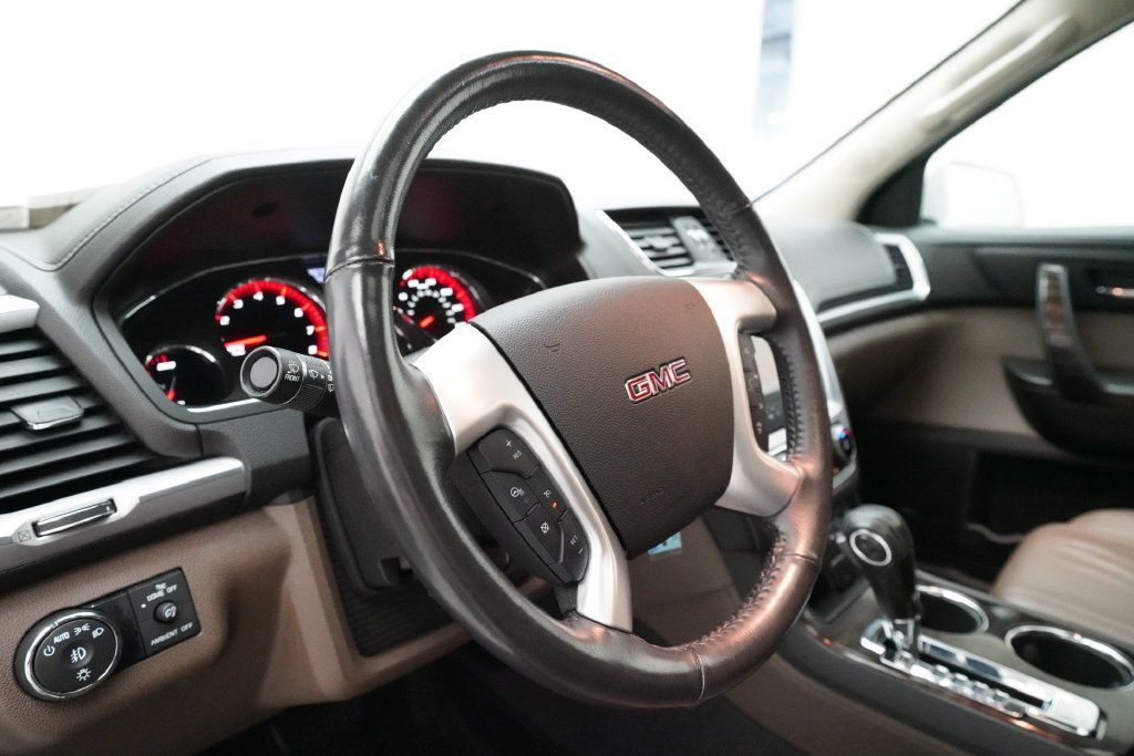 Used 2017 GMC Acadia Limited SLT AWD/4WD image 8